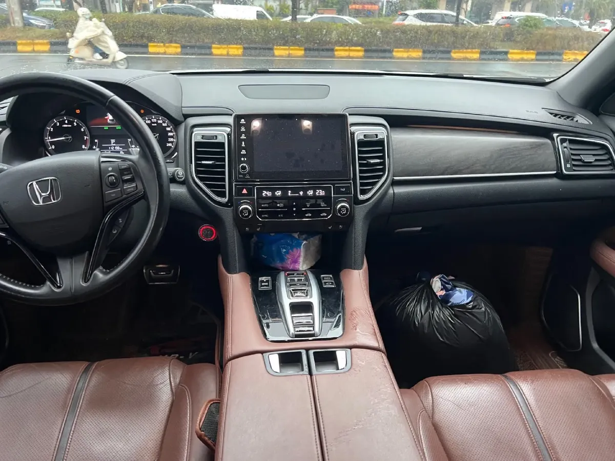 2020 Honda UR-V 2.0T 272HP L4 9AT,autocango,china used car exporter,china ev exporter,chinese used car exporter,chinese used ev exporter