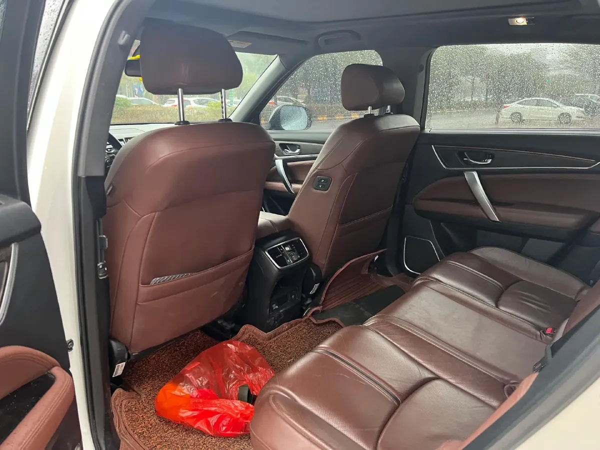 2020 Honda UR-V 2.0T 272HP L4 9AT,autocango,china used car exporter,china ev exporter,chinese used car exporter,chinese used ev exporter