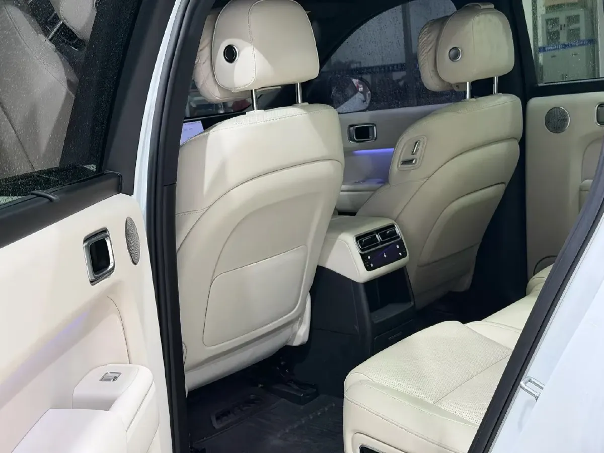 2024 Li L7 Range Extended 154HP REEV 42.8KWH,autocango,china used car exporter,china ev exporter,chinese used car exporter,chinese used ev exporter