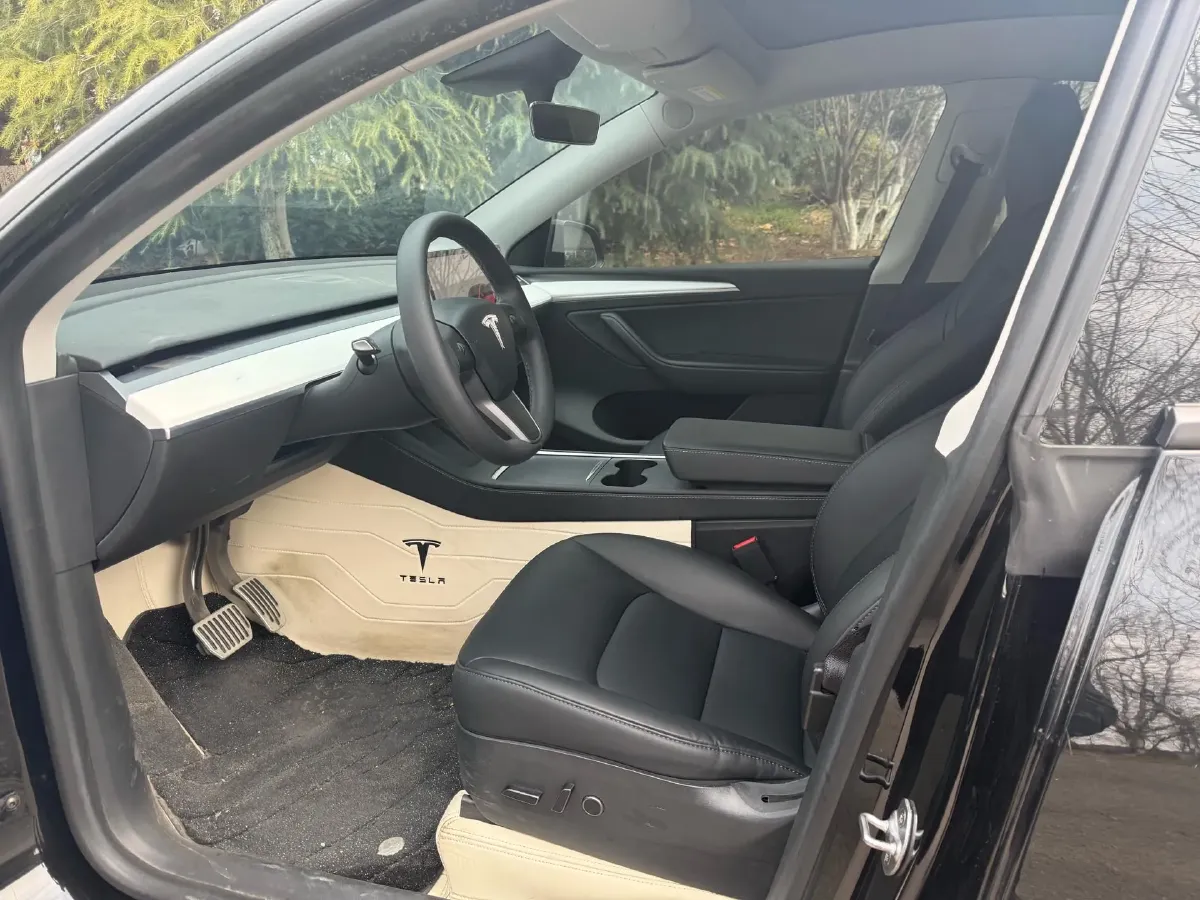 2022 Tesla Model Y BEV 60KWH,autocango,china used car exporter,china ev exporter,chinese used car exporter,chinese used ev exporter