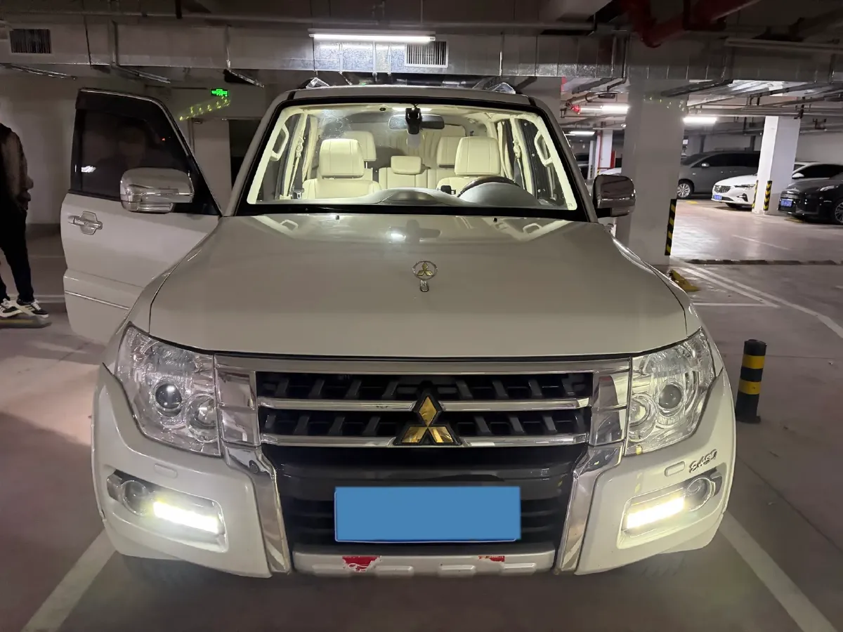 2017 Honda Jade 1.8L 141HP L4 5AT,autocango,china used car exporter,china ev exporter,chinese used car exporter,chinese used ev exporter