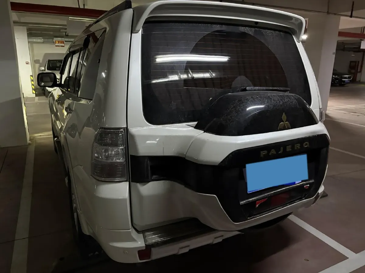 2017 Honda Jade 1.8L 141HP L4 5AT,autocango,china used car exporter,china ev exporter,chinese used car exporter,chinese used ev exporter