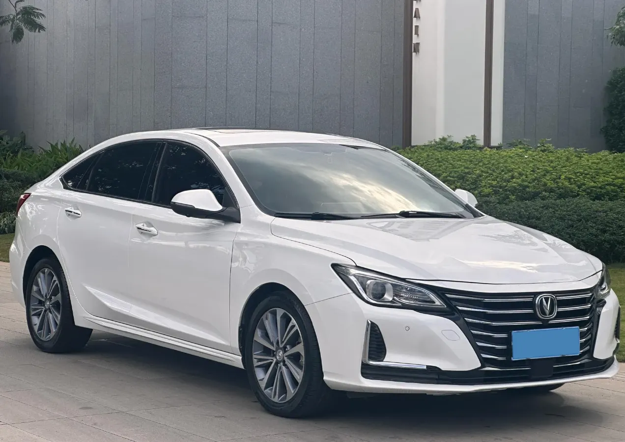 2018 Brilliance Auto V6 1.5T 150HP L4 7DCT,autocango,china used car exporter,china ev exporter,chinese used car exporter,chinese used ev exporter