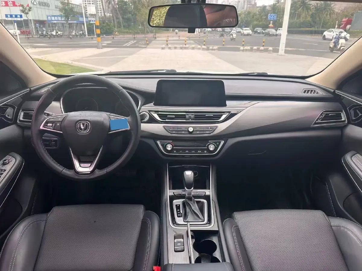 2018 Brilliance Auto V6 1.5T 150HP L4 7DCT,autocango,china used car exporter,china ev exporter,chinese used car exporter,chinese used ev exporter