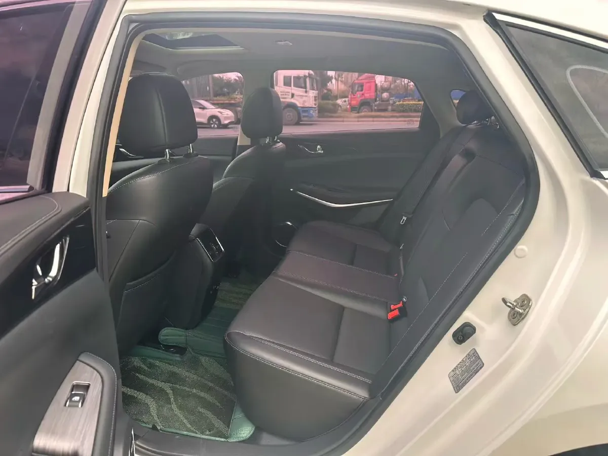 2018 Brilliance Auto V6 1.5T 150HP L4 7DCT,autocango,china used car exporter,china ev exporter,chinese used car exporter,chinese used ev exporter