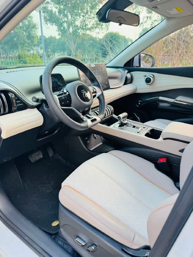 2024 BYD YuanUP BEV 45.12KWH,autocango,china used car exporter,china ev exporter,chinese used car exporter,chinese used ev exporter