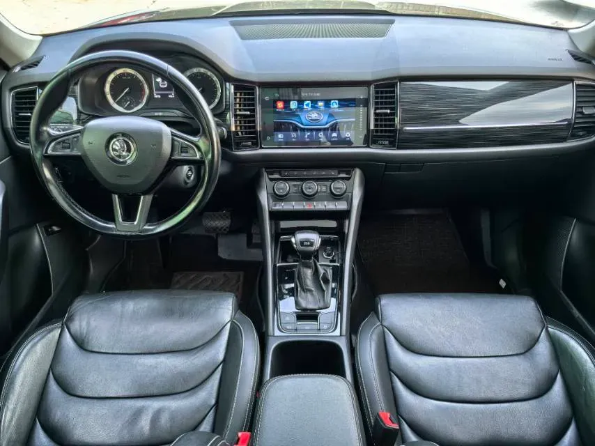 2018 Skoda Kodiak 2.0T 186HP L4 7DCT,autocango,china used car exporter,china ev exporter,chinese used car exporter,chinese used ev exporter