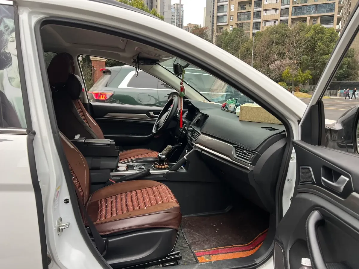 2019 Haval H6 1.5T 150HP L4 7DCT,autocango,china used car exporter,china ev exporter,chinese used car exporter,chinese used ev exporter