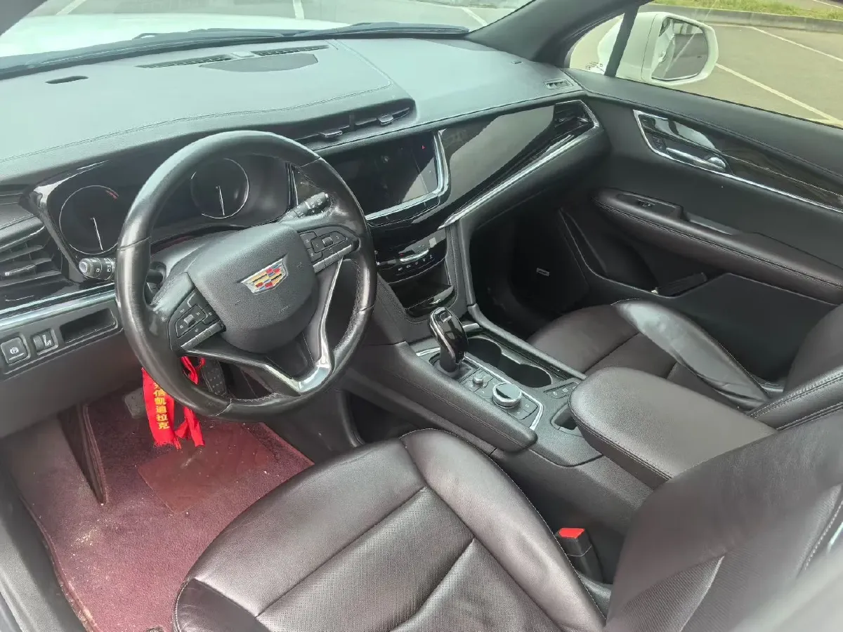 2021 Cadillac XT6 2.0T 237HP L4 9AT,autocango,china used car exporter,china ev exporter,chinese used car exporter,chinese used ev exporter
