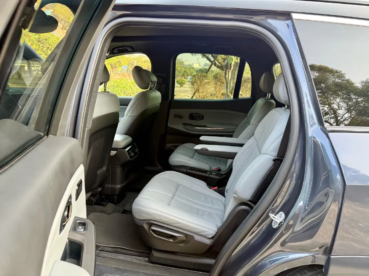 2020 NIO ES8 BEV 70KWH,autocango,china used car exporter,china ev exporter,chinese used car exporter,chinese used ev exporter