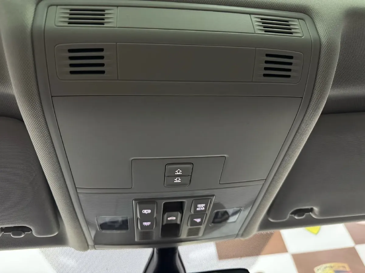 2022 Volkswagen Tayron 1.4T 150HP L4 7DCT,autocango,china used car exporter,china ev exporter,chinese used car exporter,chinese used ev exporter