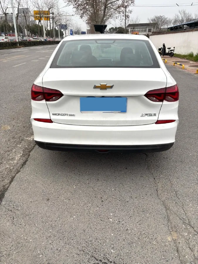 2021 Chevrolet Monza 1.5L 113HP L4 6AT,autocango,china used car exporter,china ev exporter,chinese used car exporter,chinese used ev exporter