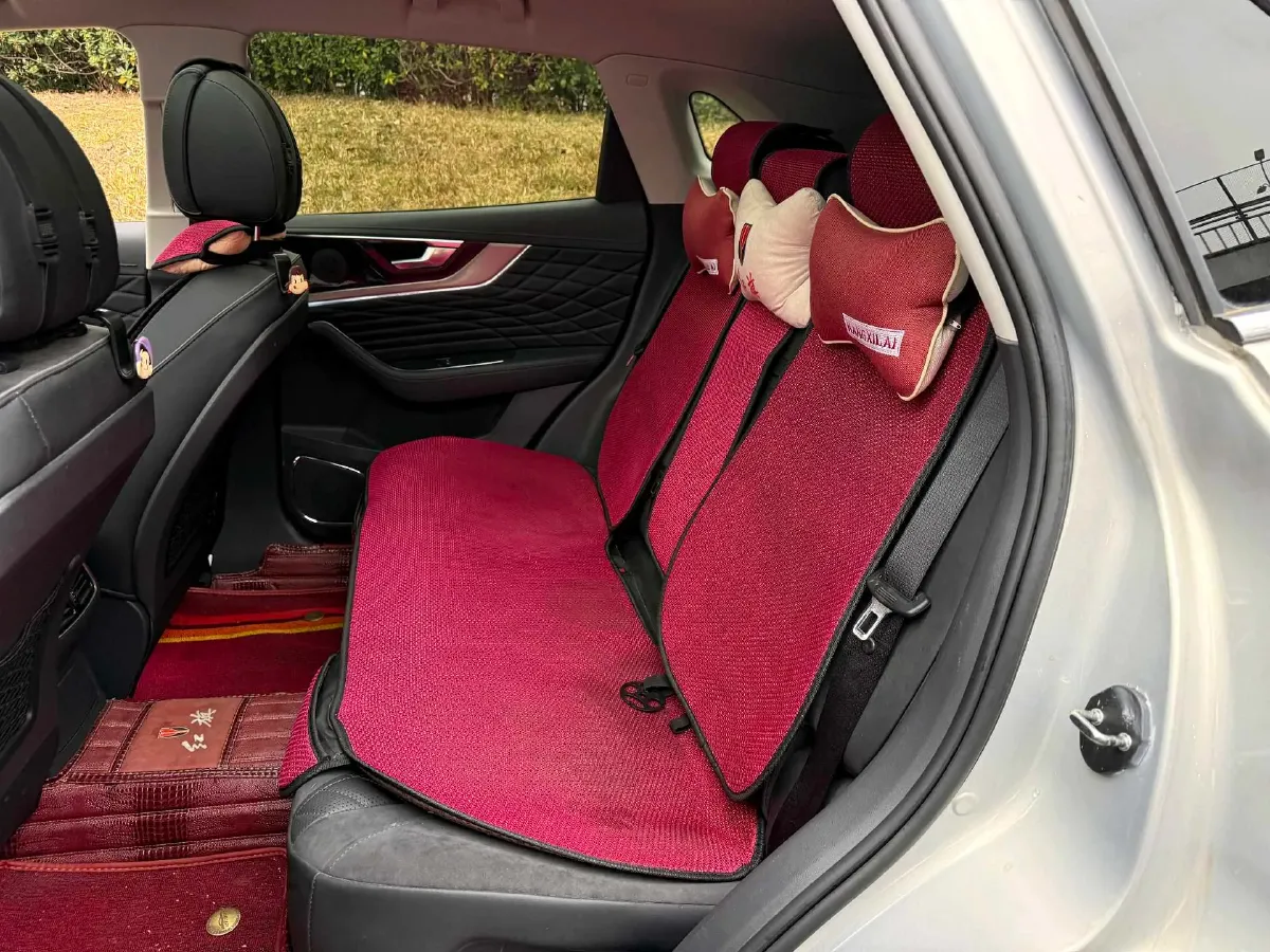 2022 HongQi HS5 2.0T 224HP L4 6AT,autocango,china used car exporter,china ev exporter,chinese used car exporter,chinese used ev exporter