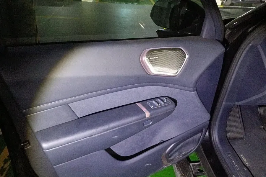 2025 LYNK&CO 900 2.0T 254HP L4 3DHT PHEV,autocango,china used car exporter,china ev exporter,chinese used car exporter,chinese used ev exporter