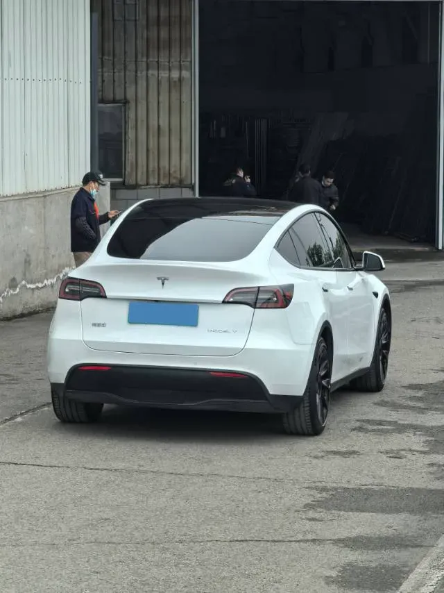 2022 Tesla Model Y BEV 60KWH,autocango,china used car exporter,china ev exporter,chinese used car exporter,chinese used ev exporter