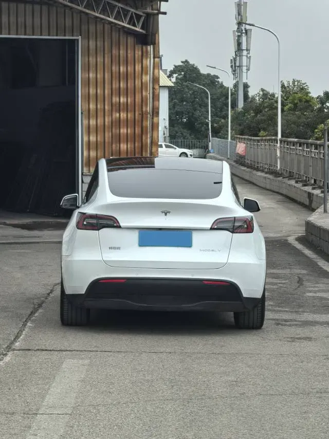 2022 Tesla Model Y BEV 60KWH,autocango,china used car exporter,china ev exporter,chinese used car exporter,chinese used ev exporter