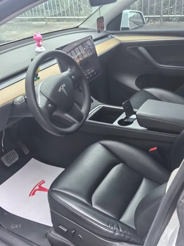 2022 Tesla Model Y BEV 60KWH,autocango,china used car exporter,china ev exporter,chinese used car exporter,chinese used ev exporter