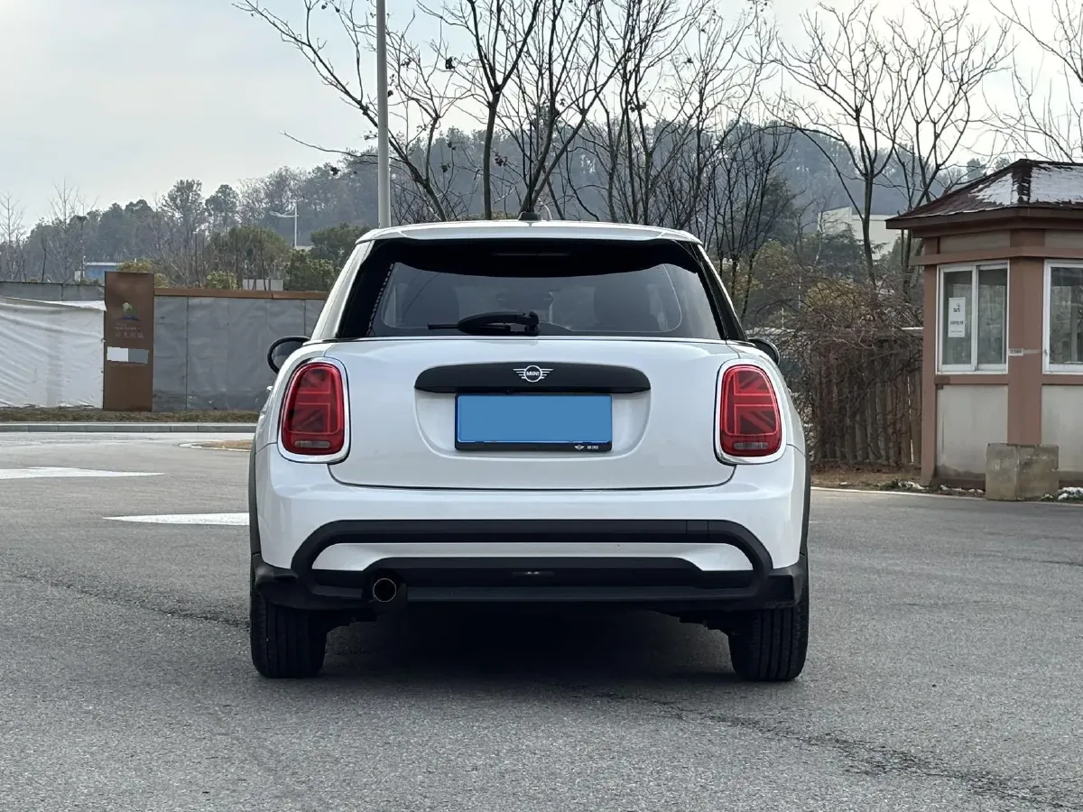 2023 MINI MINI 1.5T 102HP L3 7DCT,autocango,china used car exporter,china ev exporter,chinese used car exporter,chinese used ev exporter