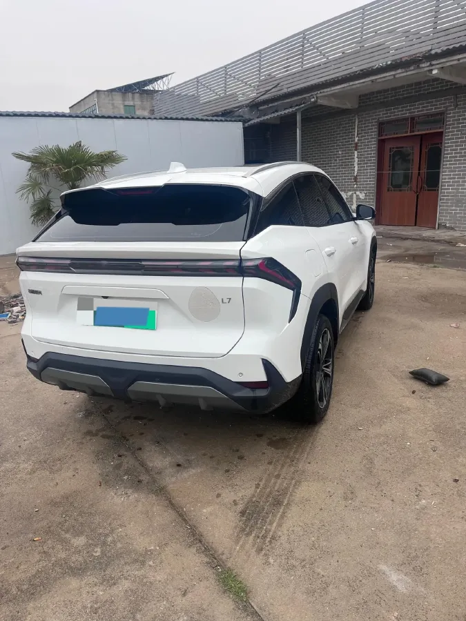 2023 Geely Galaxy L7 1.5T 163HP L4 3DHT PHEV 18.7KWH,autocango,china used car exporter,china ev exporter,chinese used car exporter,chinese used ev exporter