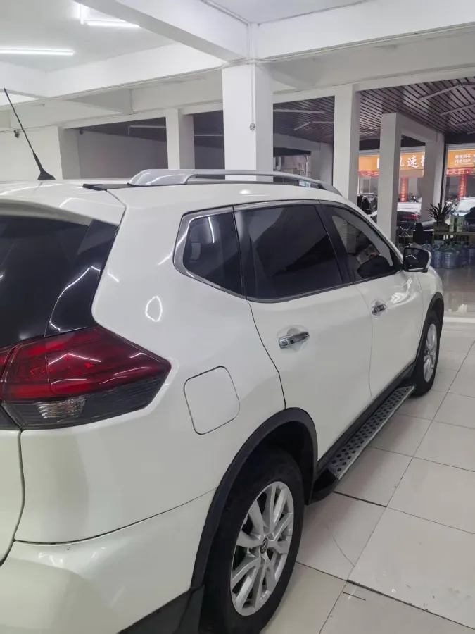 2020 Nissan X-Trail 2.0L 154HP L4 CVT,autocango,china used car exporter,china ev exporter,chinese used car exporter,chinese used ev exporter