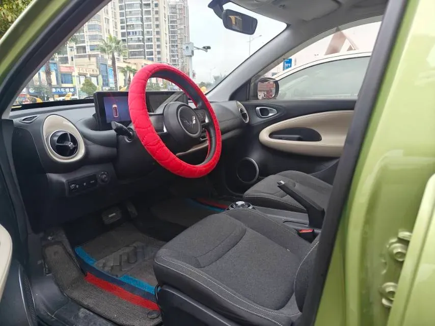2023 WuLing BinGuo BEV 31.9KWH,autocango,china used car exporter,china ev exporter,chinese used car exporter,chinese used ev exporter