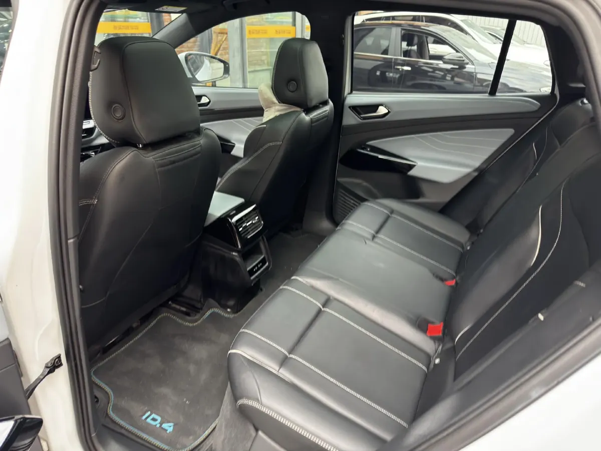 2023 Volkswagen ID.4 X BEV 52.8KWH,autocango,china used car exporter,china ev exporter,chinese used car exporter,chinese used ev exporter