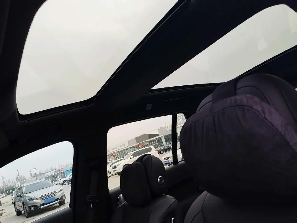 2024 Toyota Granvia 2.5L 189HP L4 E-CVT Hybrid,autocango,china used car exporter,china ev exporter,chinese used car exporter,chinese used ev exporter