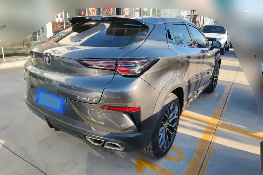 2022 ChangAn UNI-T 1.5T 188HP L4 7DCT,autocango,china used car exporter,china ev exporter,chinese used car exporter,chinese used ev exporter