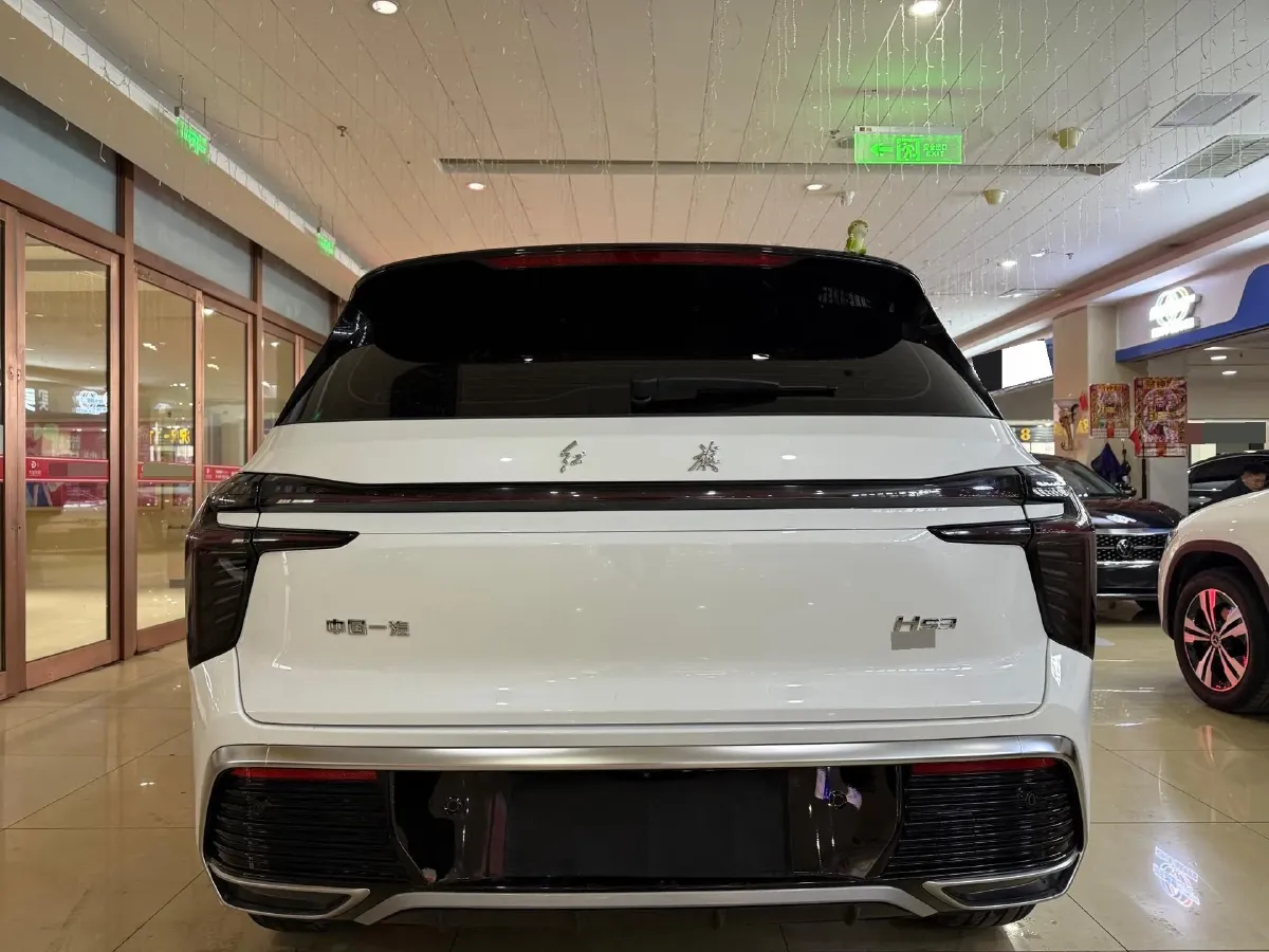 2024 HongQi HS3 1.5T 169HP L4 7DCT,autocango,china used car exporter,china ev exporter,chinese used car exporter,chinese used ev exporter