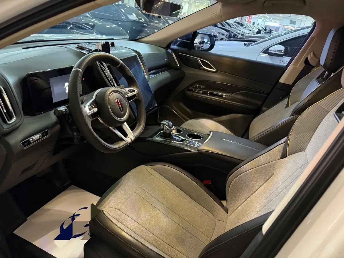 2024 HongQi HS3 1.5T 169HP L4 7DCT,autocango,china used car exporter,china ev exporter,chinese used car exporter,chinese used ev exporter