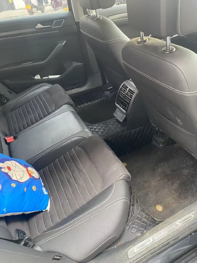 2020 Volkswagen Magotan 2.0T 186HP L4 7DCT,autocango,china used car exporter,china ev exporter,chinese used car exporter,chinese used ev exporter