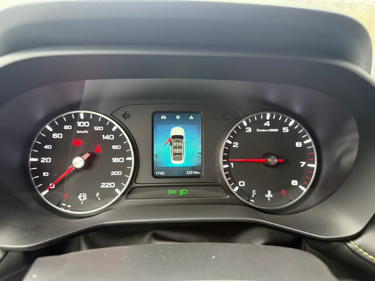 2021 Roewe i5 1.5L 120HP L4 5MT,autocango,china used car exporter,china ev exporter,chinese used car exporter,chinese used ev exporter