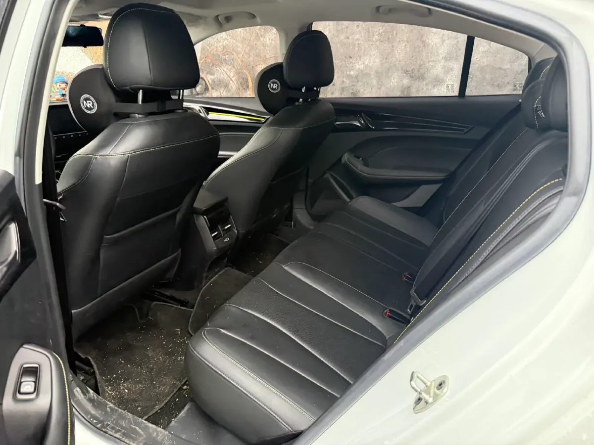 2021 Roewe i5 1.5L 120HP L4 5MT,autocango,china used car exporter,china ev exporter,chinese used car exporter,chinese used ev exporter