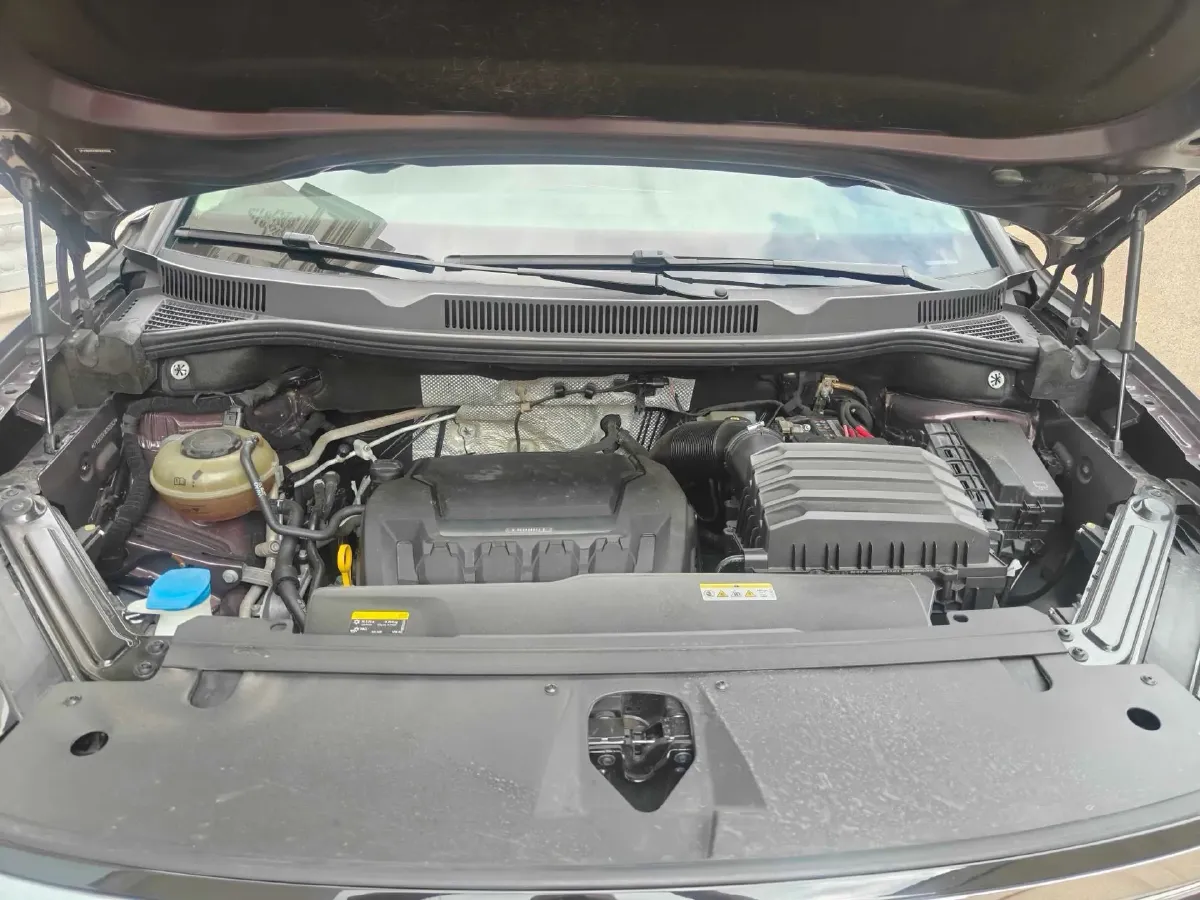 2022 Volkswagen Talagon 2.0T 220HP L4 7DCT,autocango,china used car exporter,china ev exporter,chinese used car exporter,chinese used ev exporter