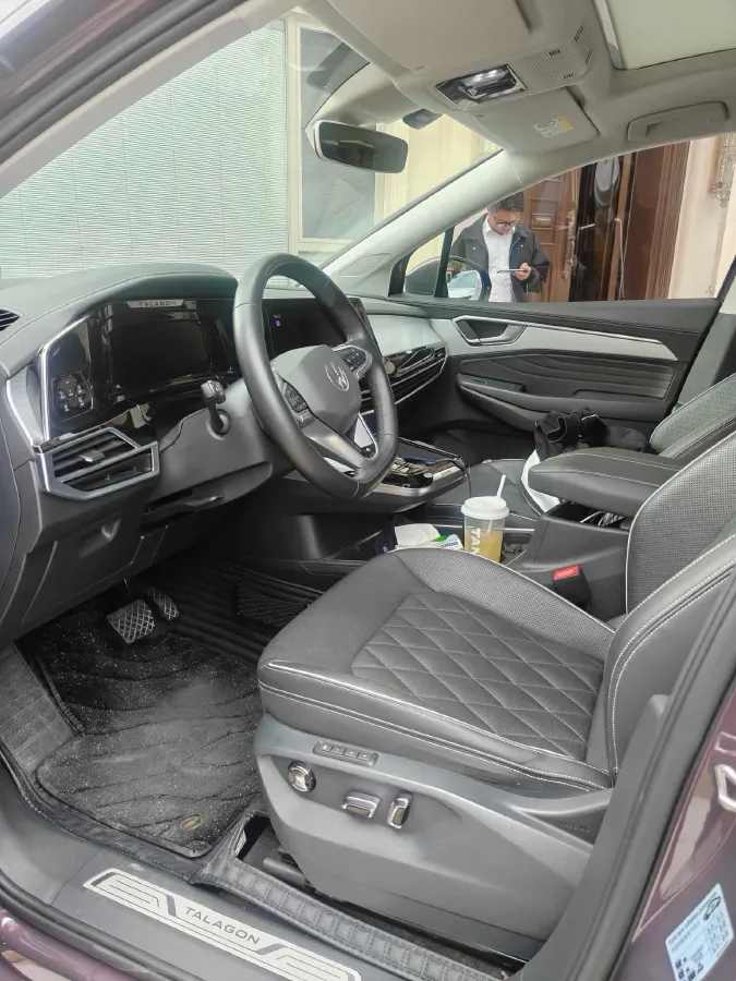 2022 Volkswagen Talagon 2.0T 220HP L4 7DCT,autocango,china used car exporter,china ev exporter,chinese used car exporter,chinese used ev exporter