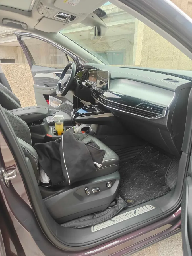 2022 Volkswagen Talagon 2.0T 220HP L4 7DCT,autocango,china used car exporter,china ev exporter,chinese used car exporter,chinese used ev exporter