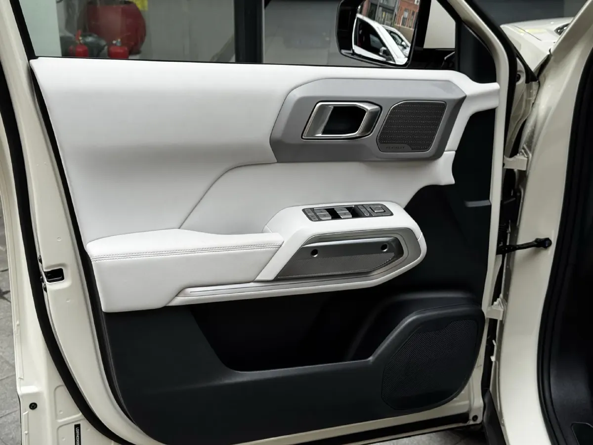 2025 FangChengBao Tai 3 BEV,autocango,china used car exporter,china ev exporter,chinese used car exporter,chinese used ev exporter