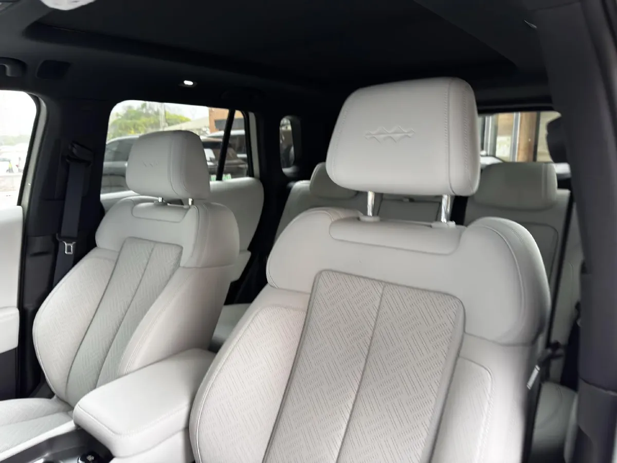 2025 FangChengBao Tai 3 BEV,autocango,china used car exporter,china ev exporter,chinese used car exporter,chinese used ev exporter