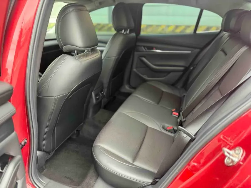 2021 Mazda 3 Axela 2.0L 158HP L4 6AT,autocango,china used car exporter,china ev exporter,chinese used car exporter,chinese used ev exporter