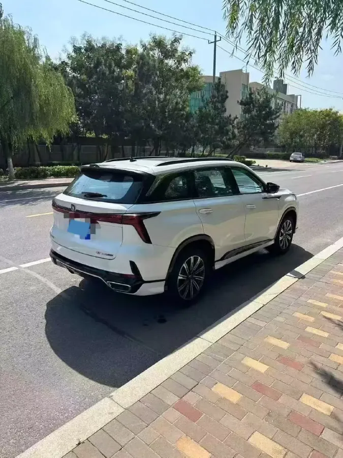 2025 ChangAn CS75 Plus 1.5T 188HP L4 8AT,autocango,china used car exporter,china ev exporter,chinese used car exporter,chinese used ev exporter