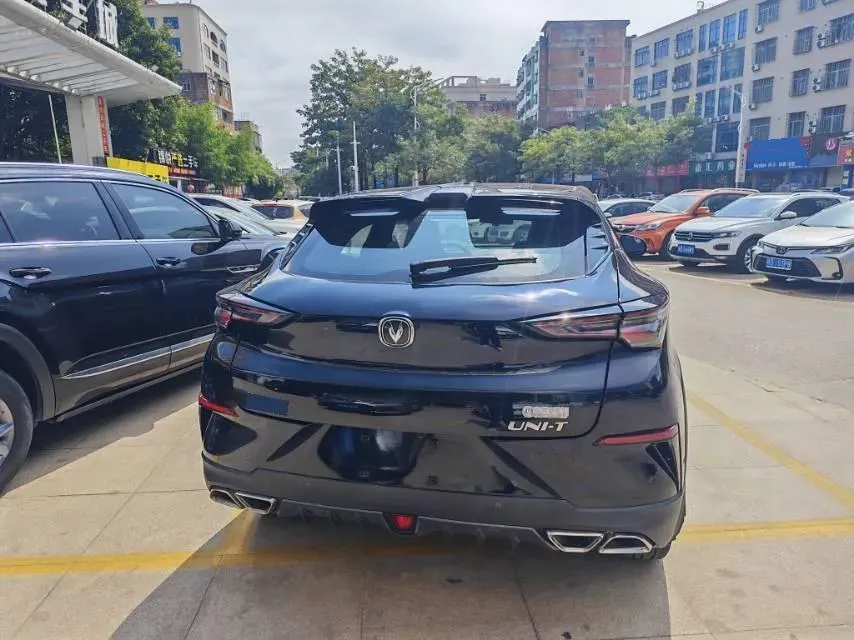 2020 ChangAn UNI-T 1.5T 180HP L4 7DCT,autocango,china used car exporter,china ev exporter,chinese used car exporter,chinese used ev exporter