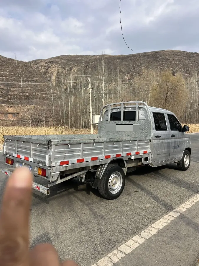 2023 WuLing RongGuang New Truck 2.0L 136HP L4 5MT,autocango,china used car exporter,china ev exporter,chinese used car exporter,chinese used ev exporter