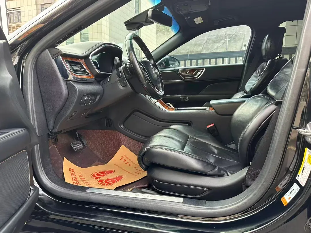 2018 Lincoln Continental 2.0T 261HP L4 6AT,autocango,china used car exporter,china ev exporter,chinese used car exporter,chinese used ev exporter