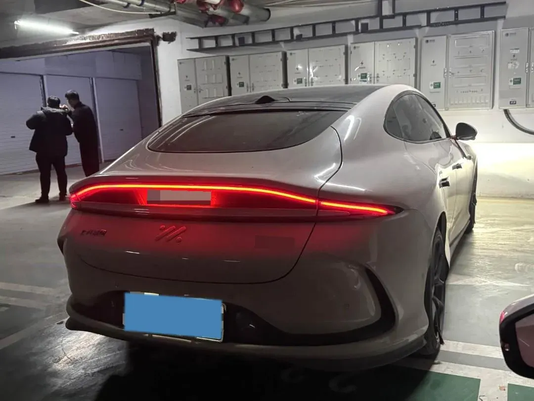 2024 IM L6 BEV 75KWH,autocango,china used car exporter,china ev exporter,chinese used car exporter,chinese used ev exporter