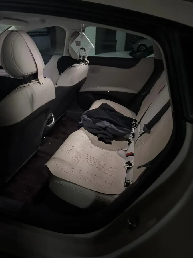 2024 IM L6 BEV 75KWH,autocango,china used car exporter,china ev exporter,chinese used car exporter,chinese used ev exporter