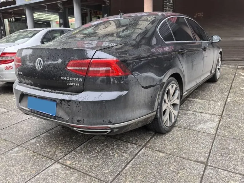 2017 Volkswagen Magotan 1.8T 180HP L4 7DCT,autocango,china used car exporter,china ev exporter,chinese used car exporter,chinese used ev exporter