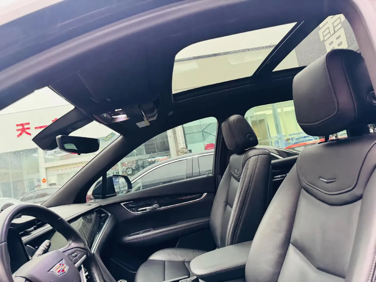 2020 Cadillac XT6 2.0T 237HP L4 9AT,autocango,china used car exporter,china ev exporter,chinese used car exporter,chinese used ev exporter