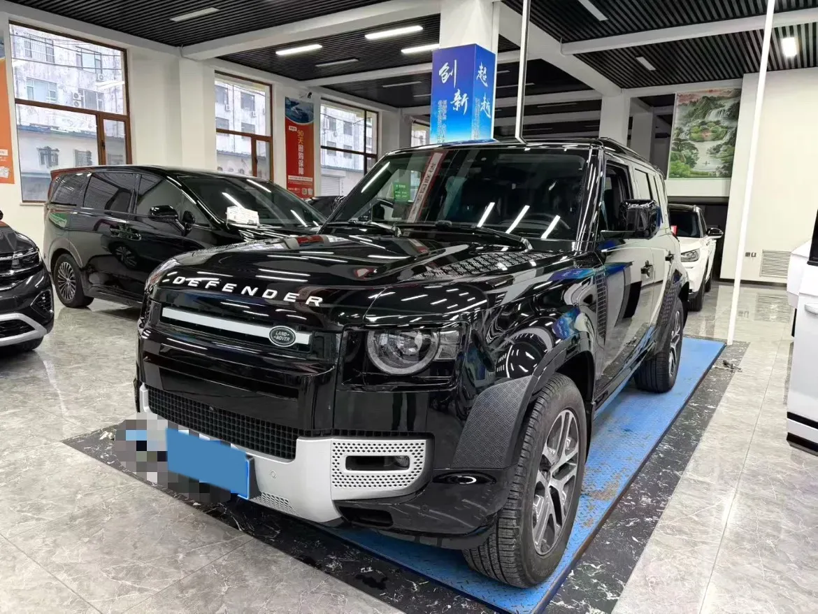 2024 Land Rover Defender 3.0T 400HP L6 8AT,autocango,china used car exporter,china ev exporter,chinese used car exporter,chinese used ev exporter
