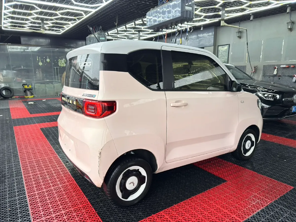 2021 WuLing HongGuang MINI EV BEV 9KWH,autocango,china used car exporter,china ev exporter,chinese used car exporter,chinese used ev exporter