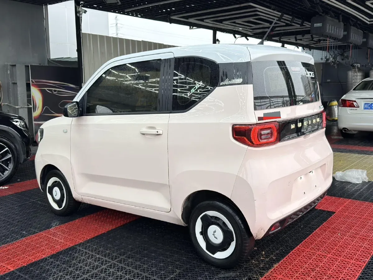 2021 WuLing HongGuang MINI EV BEV 9KWH,autocango,china used car exporter,china ev exporter,chinese used car exporter,chinese used ev exporter